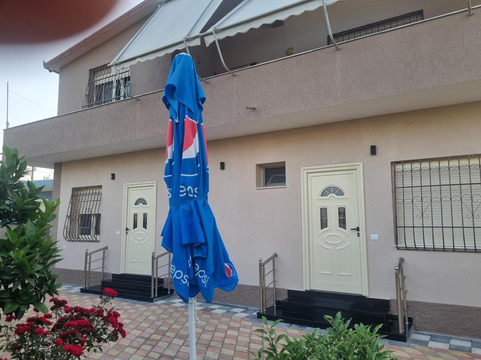 Vila Megi-Rent Room Vlorë Esterno foto