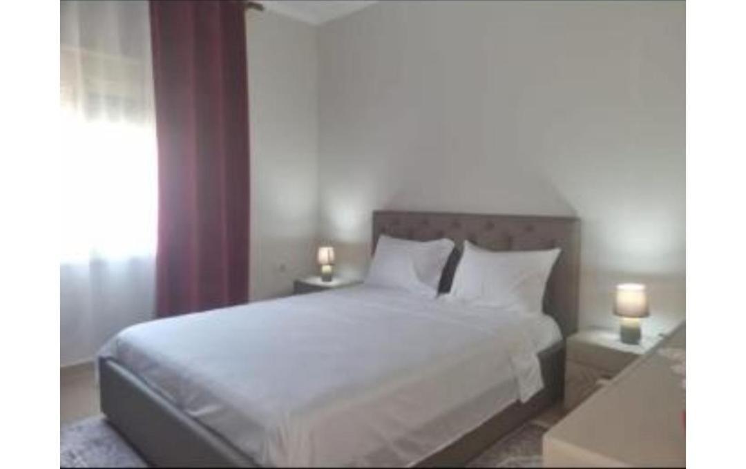 Vila Megi-Rent Room Vlorë Esterno foto