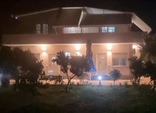 Vila Megi-Rent Room Vlorë Esterno foto