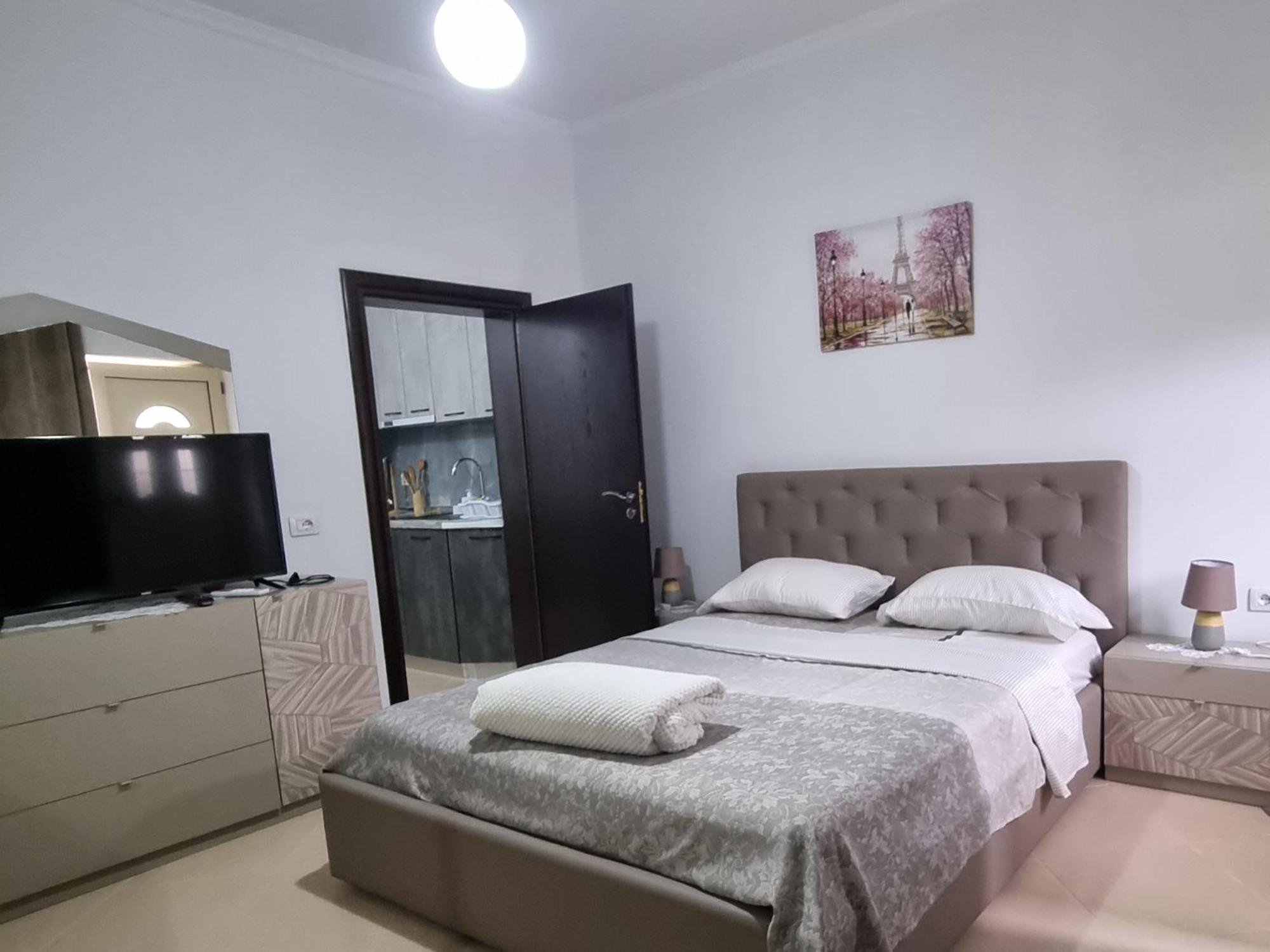 Vila Megi-Rent Room Vlorë Esterno foto