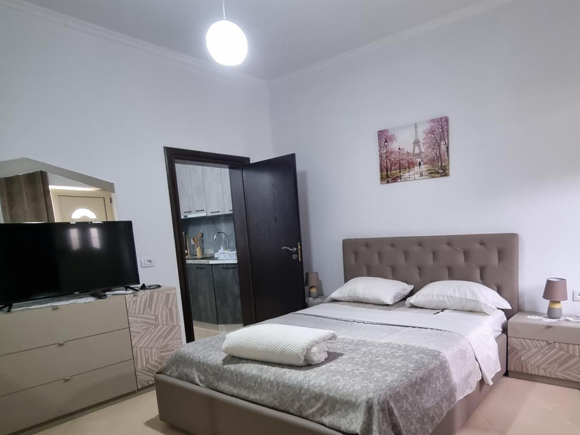 Vila Megi-Rent Room Vlorë Esterno foto